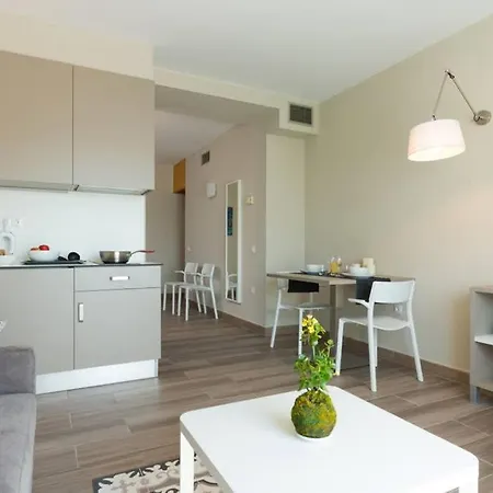 Apartment Flateli 430 101 *